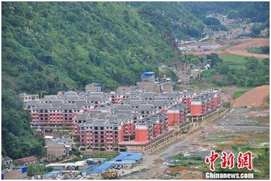 西畴县易地扶贫搬迁新兴社区集中安置点。中新网记者 陈海峰 摄